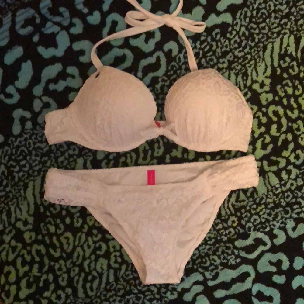 NWOT Victoria’s Secret white Lace Bikini 36A/Small